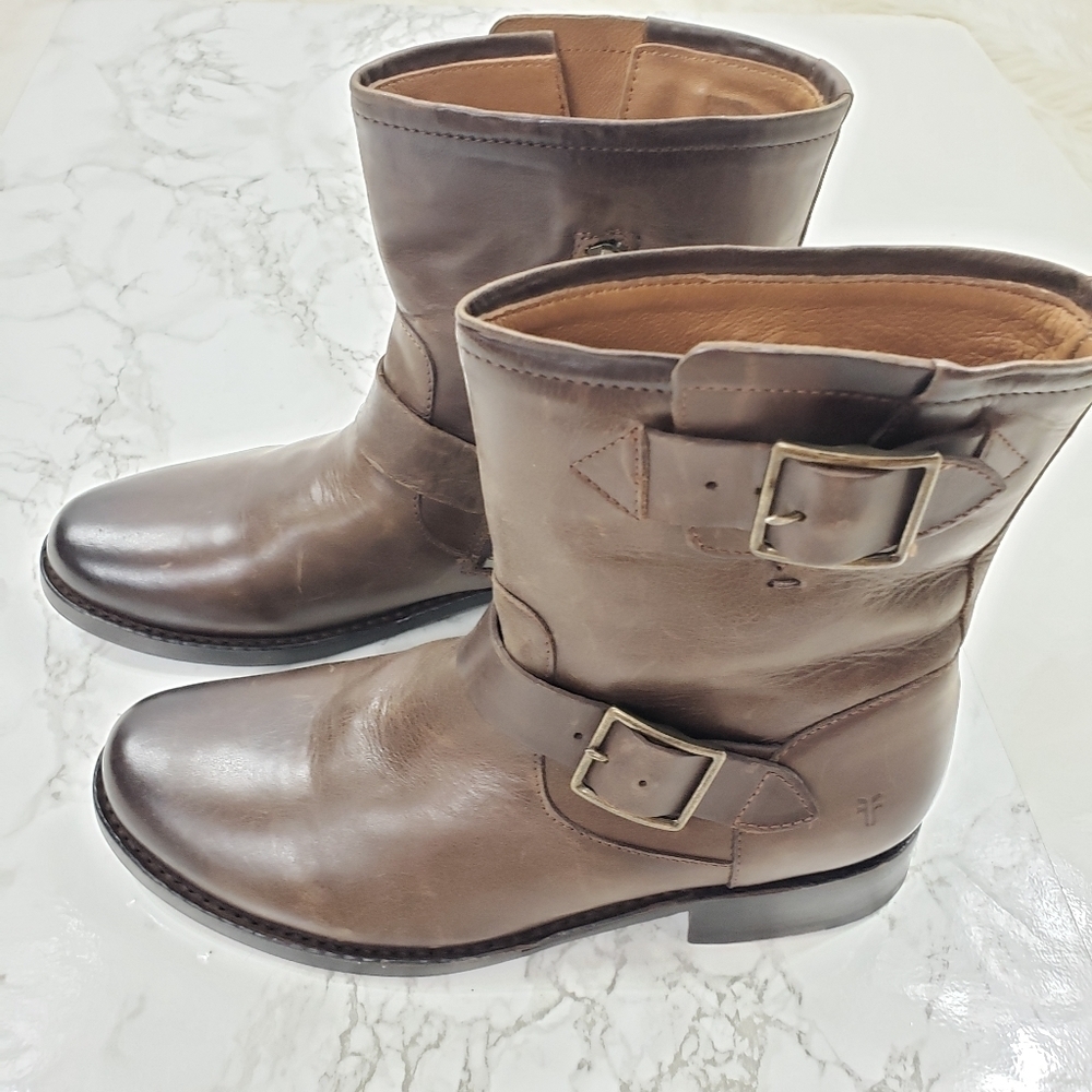 Frye Vicky Engineer Leather Moto Boots  6 NEW - Picture 5 of 13